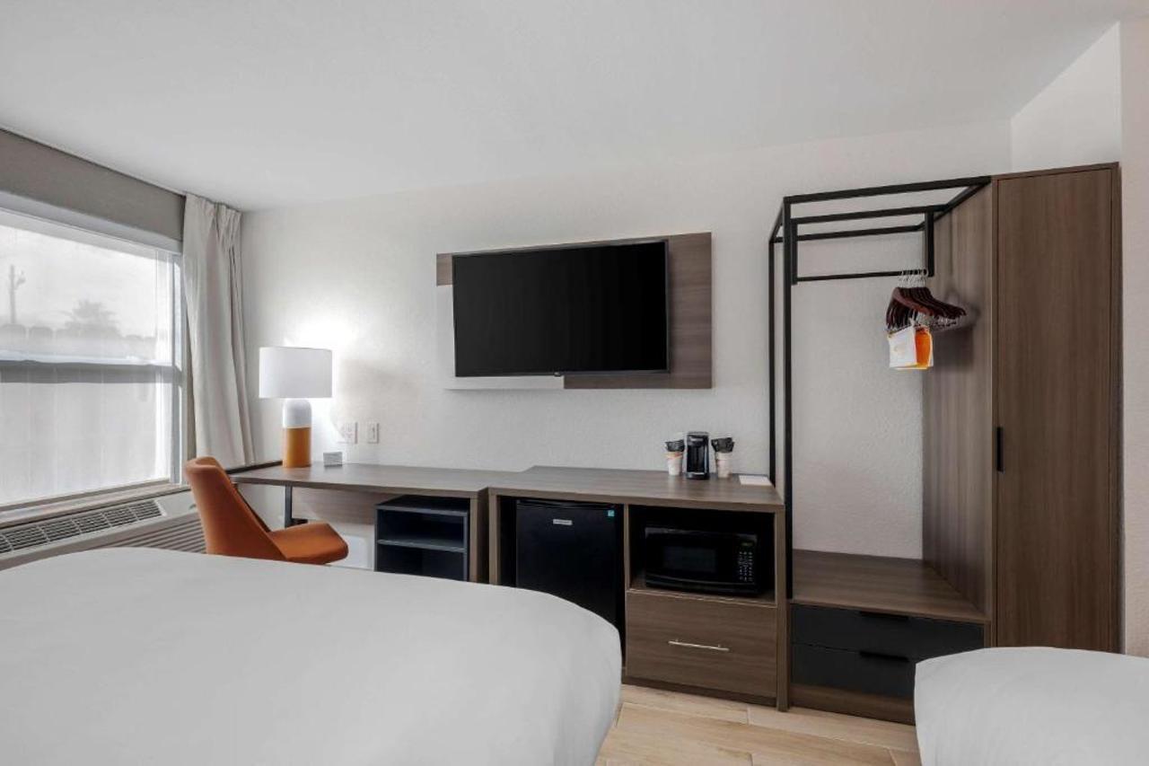 Comfort Inn เซาท์ปาเดรไอส์แลนด์ ภายนอก รูปภาพ